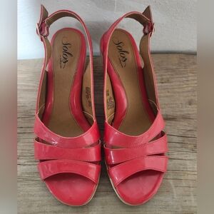 Solos Softspots, Red Heels. Womens Size 9 1/2‎